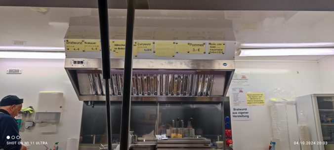 PHOTO 2024 10 04 20 04 41